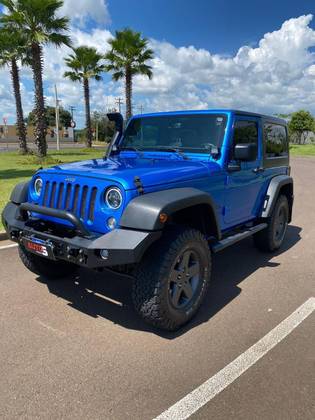 JEEP WRANGLER 3.6 SPORT 4X4 V6 12V GASOLINA 2P AUTOMÁTICO JEEP WRANGLER 3.6 SPORT 4X4 V6 12V GASOLINA 2P AUTOMÁTICO